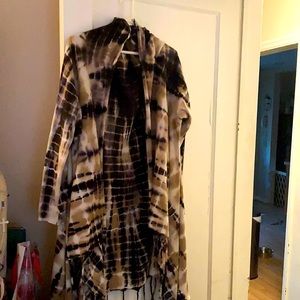 Long sleeve, open fringe cardigan